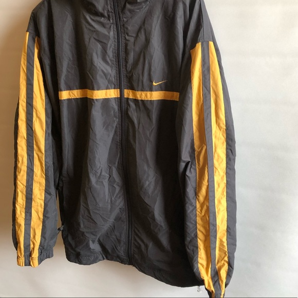 Nike men’s running lightweight jacket L - Picture 4 of 11